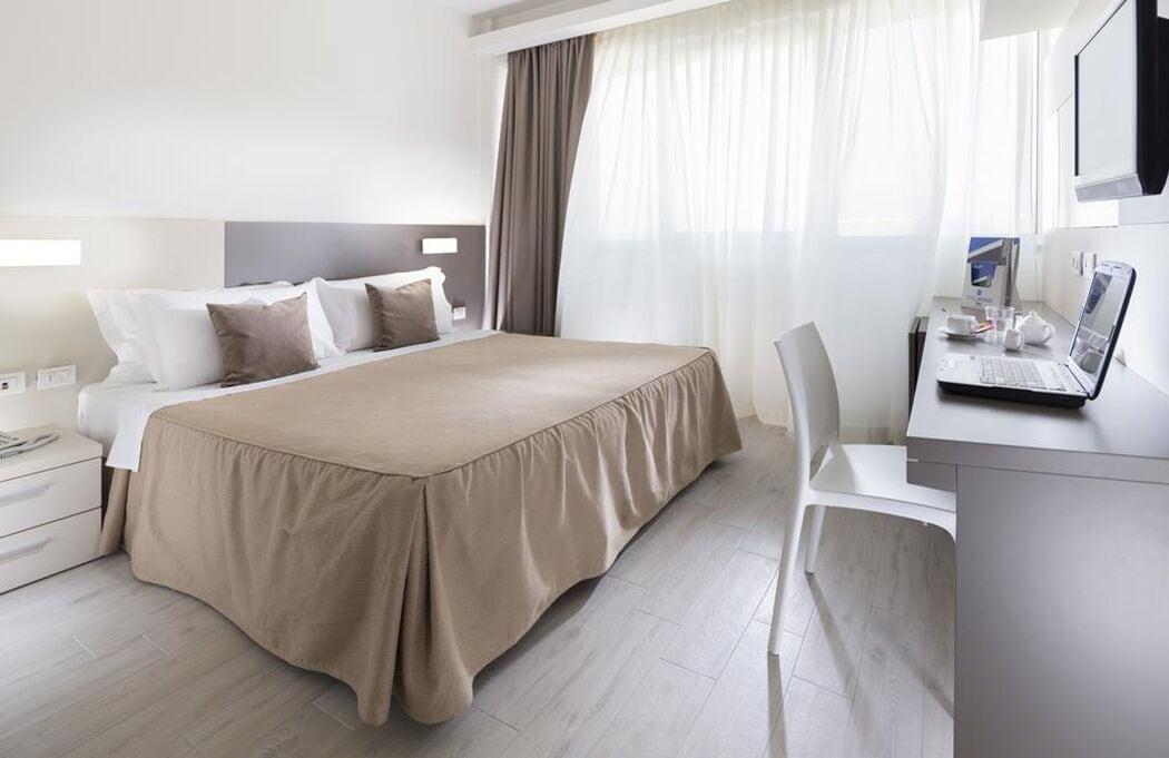 Cube Hotel